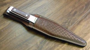Case XX USA 9 Dot (1971) Red Handles 304 Throwing Knife Set with Leather Double Sheath