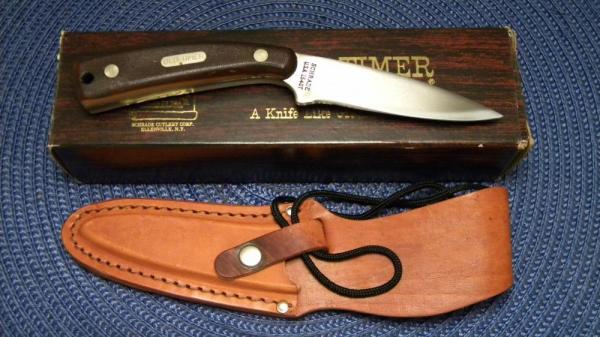 Schrade USA 154OT Drop Point Hunter Sharpfinger Knife w/Sheath in Box Schrade USA 154OT Drop Point Hunter Sharpfinger Knife w/Sheath in Box