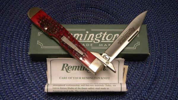 Remington USA 2007 Bone R1373 Bullet Swing Guard Lockback Knife in Box Remington USA 2007 Bone R1373 Bullet Swing Guard Lockback Knife in Box