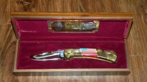Buck Custom USA David Yellowhorse Folding Lockback Knife in Box