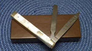 Simmons Hardware Co. Germany Hornet Pearl Doctor's Knife in Box