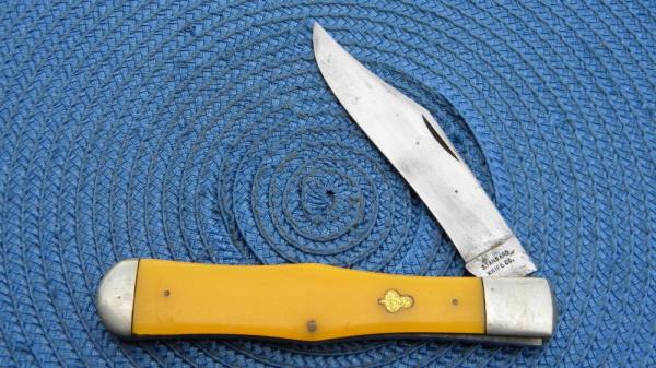 Standard Knife Co. (Case Family Brand) Yellow Folding Hunter Coke Bottle Knife