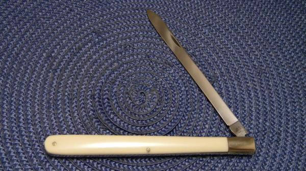 Case XX Stainless USA 1965-1969 White 4100 Melon Citrus Tester Knife
