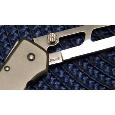 Beretta Japan Airlight Plain Edge Aluminum Lockback Knife in Box