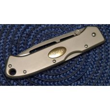 Beretta Japan Airlight Plain Edge Aluminum Lockback Knife in Box