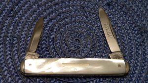 G. Ibberson & Co. Made in Sheffield England Hoffritz Pearl 2 Blade Pen Knife