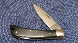 Case XX USA 3 Dot (1977) Slick Black 21051 LSSP Lockback Knife