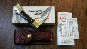 Case XX SS USA 5 Dot (1985) Wood P197 LSSP Shark Tooth Lockback Knife & Pouch in Box