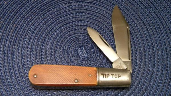 Camillus Cutlery Co. Camillus NY USA Sword Brand Tip Top Saw Cut Bone Model # 2011 Barlow Knife Camillus Cutlery Co. Camillus NY USA Sword Brand Tip Top Saw Cut Bone Model # 2011 Barlow Knife