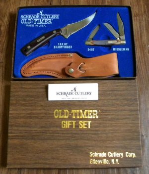 Schrade USA Old Timer Gift Set 152OT Sharpfinger with Sheath & 34OT Middleman Stockman Knife in Box