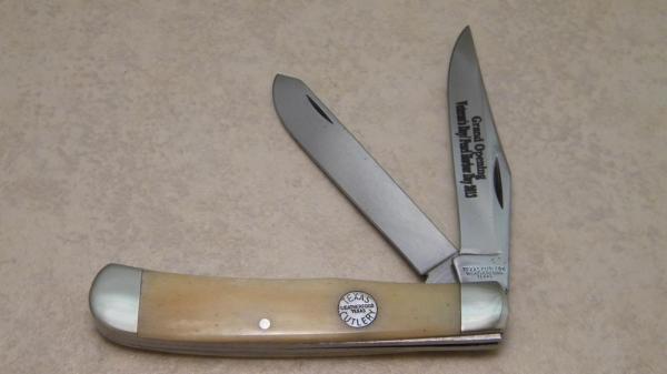 Canal Street USA Texas Cutlery Weatherford Texas Smooth Bone Trapper Knife Grand Opening 2013