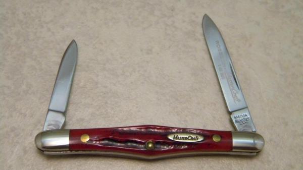 Robeson Mastercraft USA (by Queen Cut. Co.) Bone Tuxedo Knife Robeson Mastercraft USA (by Queen Cut. Co.) Bone Tuxedo Knife