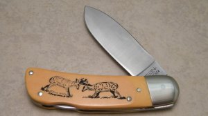 Schrade + USA SC504 Scrimshaw Yellow Micarta Large Lockback Knife