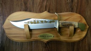 Western USA Stag Texas 1836-1986 Bowie Fixed Blade Knife with Plaque