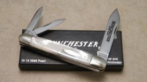 Winchester Trademark USA 1991 Pearl 3995 Whittler Knife in Box