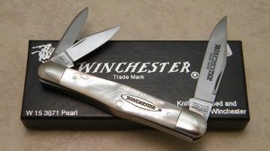 Winchester Trademark USA 1997 Pearl 3871 Whittler Knife in Box