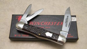 Winchester Trademark USA 1990 Bone 3902 Whittler Knife in Box