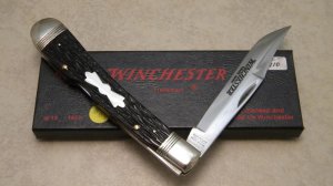 Winchester Trademark USA 1988 Bone 1927 Banana Lockback Knife in Box