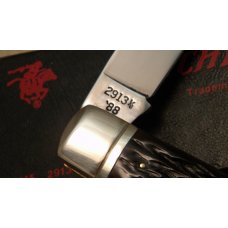Winchester Trademark USA 1988 Bone 2913 1/2 Moose Knife in Box Winchester Trademark USA 1988 Bone 2913 1/2 Moose Knife in Box
