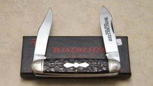 Winchester Trademark USA 1988 Bone 2991 Moose Knife in Box