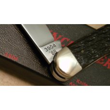 Winchester Trademark USA 1988 Bone 3904 Whittler Knife in Box Winchester Trademark USA 1988 Bone 3904 Whittler Knife in Box