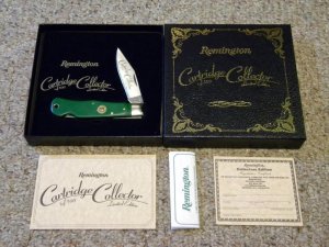 Remington Cartridge Collector Green A1306 Locback Knife in Box