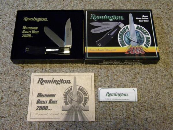 Remington Bullet Pearl Shield Horn R1128 Trapper Millennium Knife 2000 in Box Remington Bullet Pearl Shield Horn R1128 Trapper Millennium Knife 2000 in Box