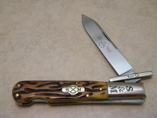Schatt & Morgan Titusville PA. Bone 04121L ATS-34 Swing Guard Lockback Knife c.2007 Schatt & Morgan Titusville PA. Bone 04121L ATS-34 Swing Guard Lockback Knife c.2007