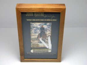 Case XX USA 2009 Brown Bone John Wayne Commemorative 6254 SS Trapper Knife & Walnut Display