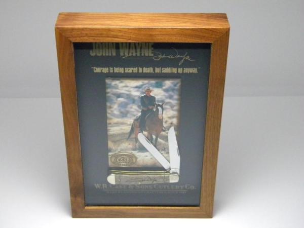 Case XX USA 2009 Brown Bone John Wayne Commemorative 6254 SS Trapper Knife & Walnut Display Case XX USA 2009 Brown Bone John Wayne Commemorative 6254 SS Trapper Knife & Walnut Display