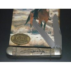 Case XX USA 2009 Brown Bone John Wayne Commemorative 6254 SS Trapper Knife & Walnut Display Case XX USA 2009 Brown Bone John Wayne Commemorative 6254 SS Trapper Knife & Walnut Display