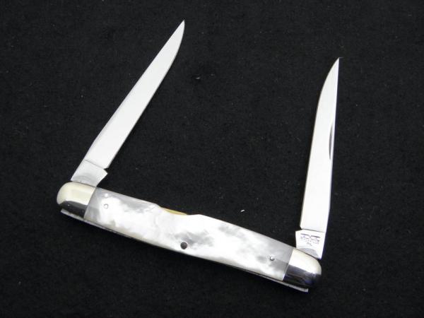 Schatt & Morgan # 052125 Pearl Muskrat Schatt & Morgan # 052125 Pearl Muskrat