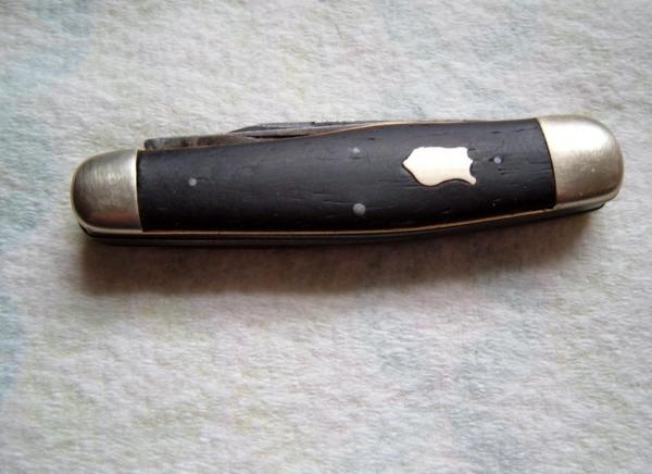 RARE THOMASTON KNIFE CO (CONDITION FOR DISPLAY ONLY) RARE THOMASTON KNIFE CO (CONDITION FOR DISPLAY ONLY)
