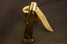 Queen/ Bill Ruple Single Blade Trapper Collaboration Knife. #332-335 Queen/ Bill Ruple Single Blade Trapper Collaboration Knife. #332-335