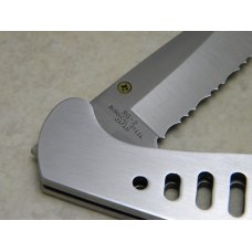 Rigid RG-2 Surgical Steel Japan Serrated Edge Metal Linerlock Knife & Pouch in Box Rigid RG-2 Surgical Steel Japan Serrated Edge Metal Linerlock Knife & Pouch in Box