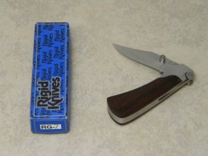 Rigid RG-7 Surgical Steel Japan Plain Edge Wood & Metal Locking Blade Thumb Stud Knife in Box
