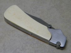 Rigid RG-7 Surgical Steel Japan Plain Edge Bone & Metal Large Locking Blade Thumb Stud Knife in Box Rigid RG-7 Surgical Steel Japan Plain Edge Bone & Metal Large Locking Blade Thumb Stud Knife in Box