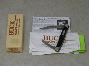 Buck 305 USA (Camillus) Lancer Black Delrin 2 Blade Stockman Knife in Box c.1974-1985