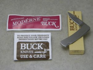 Buck USA Model # 525 Gent Metal Lockback Knife in Box Pre 1986