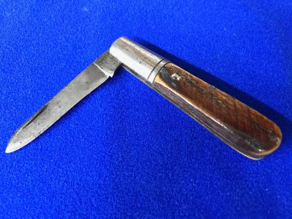 Walden Knife Co. Made in USA Model 3497 Genuine Saw Cut Bone 1 Blade Barlow Knife c.1874-1923 Walden Knife Co. Made in USA Model 3497 Genuine Saw Cut Bone 1 Blade Barlow Knife c.1874-1923