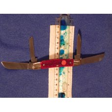 J A Henckels 4 blade Congress knife with Red Pick-bone handles and Red Shield - Nice one! J A Henckels 4 blade Congress knife with Red Pick-bone handles and Red Shield - Nice one!
