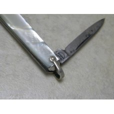 Remington UMC Made in USA Genuine Mother of Pearl R6904 Pen Knife c.1930's Remington UMC Made in USA Genuine Mother of Pearl R6904 Pen Knife c.1930's