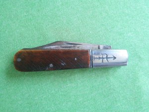 Russell Barlow Curved line stamp Bone Handles