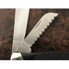BUCK USA 301V with factory serrated blade. (made in 1989) Hard to find!!! BUCK USA 301V with factory serrated blade. (made in 1989) Hard to find!!!