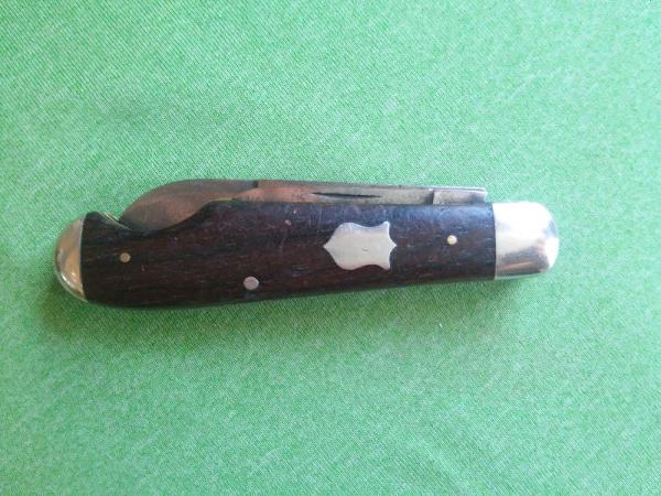 E.C. Simmons Keen Kutter Easy Opener. Cocobolo handles E.C. Simmons Keen Kutter Easy Opener. Cocobolo handles