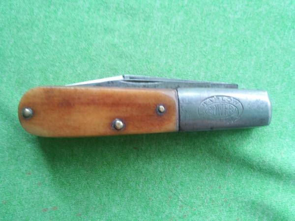 F. A. Bower Barlow #65 Smooth bone handles F. A. Bower Barlow #65 Smooth bone handles