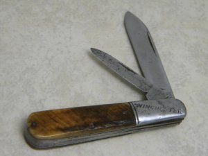 Winchester Trade Mark Made in USA Saw Cut Bone Model 2701 Spear Master Barlow Knife c.1920's or 30's