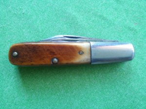 Cattaraugus Barlow 2159  with saw cut bone handles  