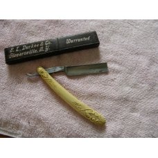 E. L. Durkee & Co Gloversville, NY Straight Razor with Original Box E. L. Durkee & Co Gloversville, NY Straight Razor with Original Box