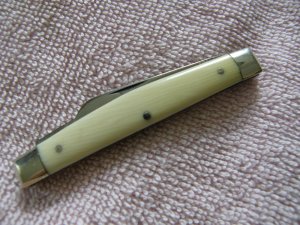 Near Mint I-XL George Wostenholm Sheffield England Knife